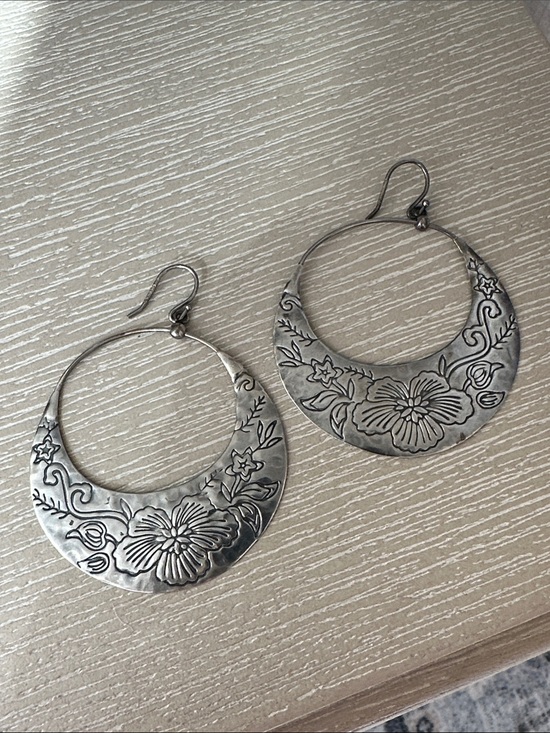 Silpada Jewelry - Silpada Sterling Silver Floral Etched Hoop Earrings